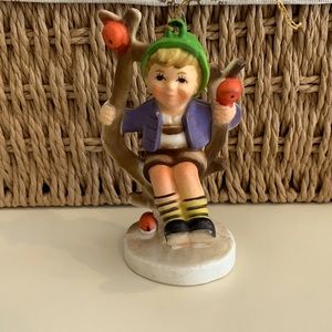 🔵 Vintage Goebel Christmas ornament